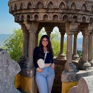 Meet your Posher, Angie